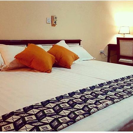 Mikaddo City Inn Kumasi Dış mekan fotoğraf